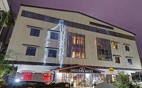 Itsy Hotels Hill Town, 500 Mtrs From Madikeri Fort
